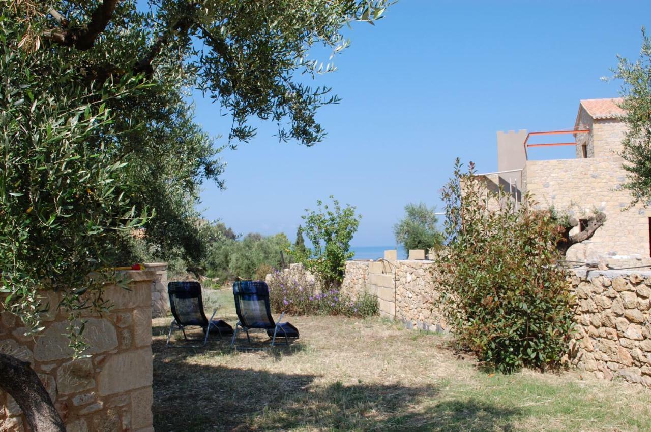 Amoni Holiday Homes Kardhamili Exterior foto