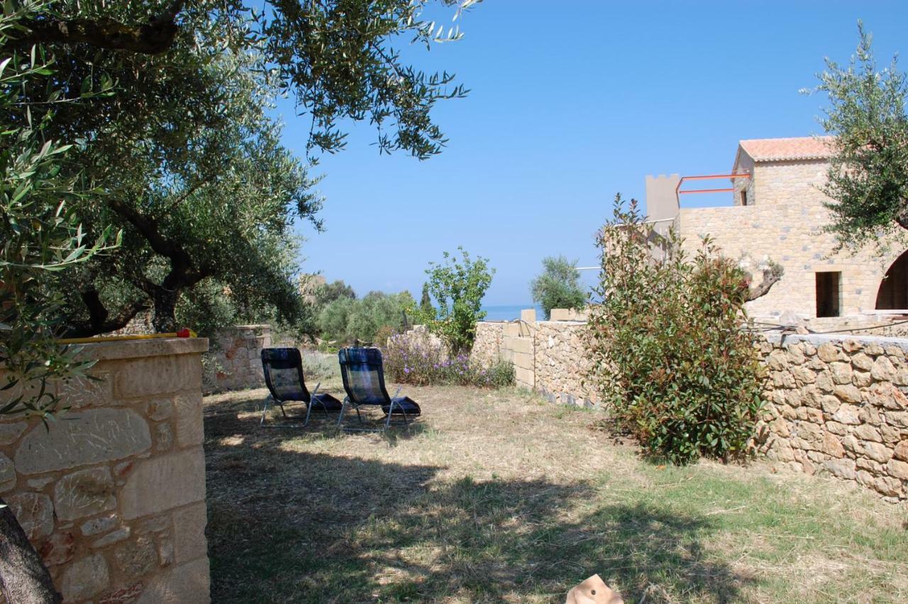 Amoni Holiday Homes Kardhamili Exterior foto